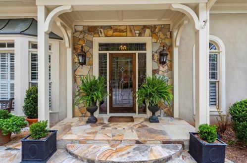 1840 Brandon Hall Dr, Atlanta, GA 30350-3709