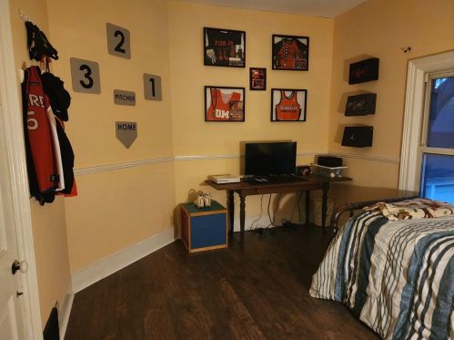 206 Michigan Ave, Dowagiac MI 49047-1908 exterior