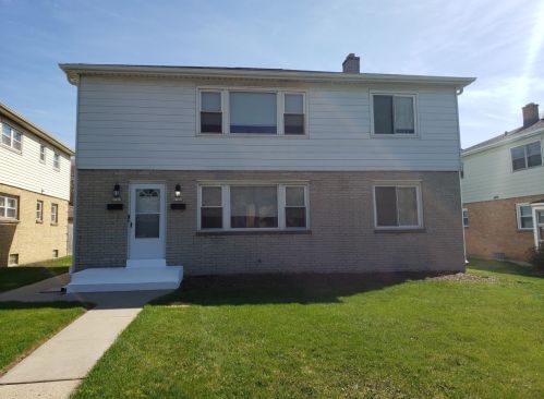 9703 Capitol Dr, Milwaukee, WI 53222-1431