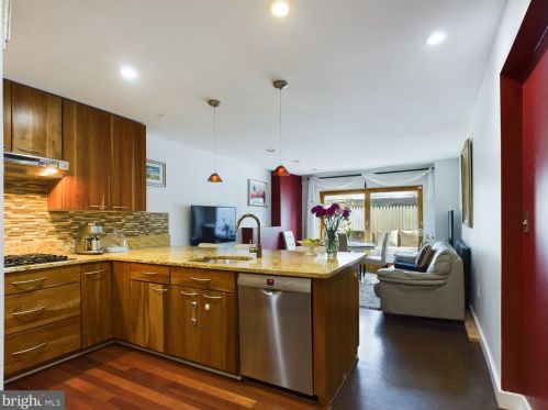 761 Bucknell St, Philadelphia PA 19145-3214 exterior