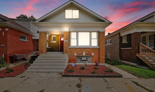 7141 Wabash Ave, Chicago IL 60628-7349 exterior