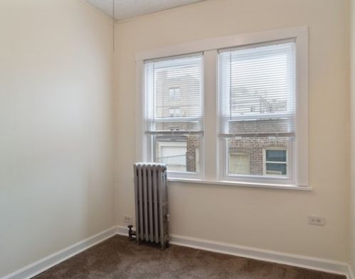 5418 Artesian Ave, Chicago IL 60625-2202 exterior