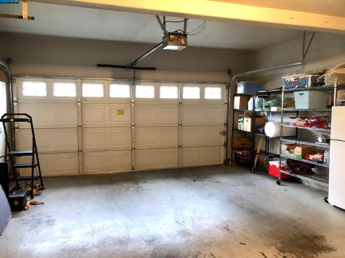 1302 Tapestry Ln, Concord CA 94520-3965 exterior