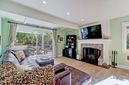 2940 Arlington Ave, Fullerton CA 92835-1923 exterior