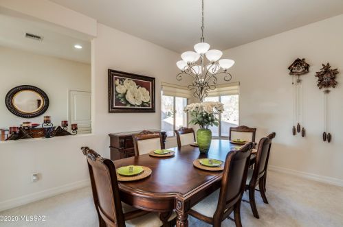 976 Josephine Saddle Pl, Green Valley AZ 85614-6302 exterior