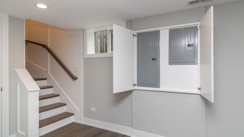 5135 Neenah Ave, Chicago IL  60656-3728 exterior