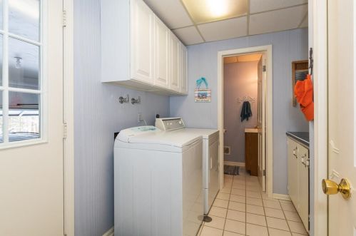 2910 5 St, Kalamazoo MI 49009-8589 exterior