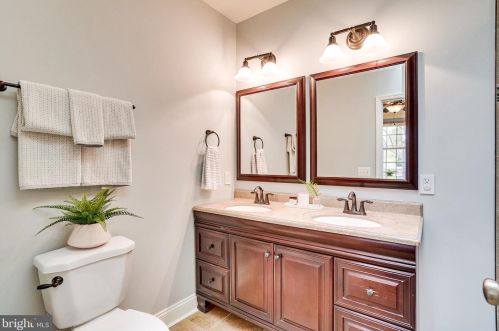 234 14th St, Washington DC  20003-2367 exterior