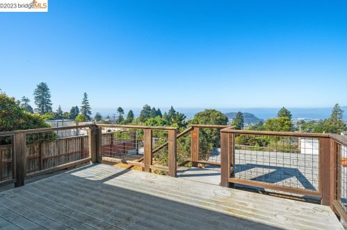 262 Amherst Ave, Berkeley, CA 94708-1004