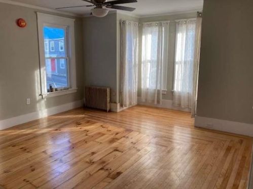 10 Summer St, Concord NH 03303-1433 exterior