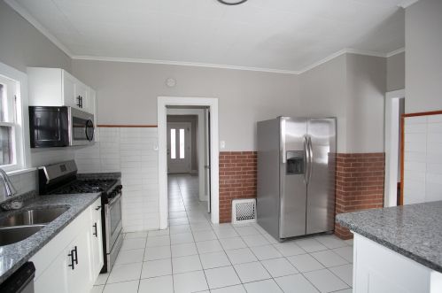 129 Raynor Ave, Joliet IL 60436-2029 exterior