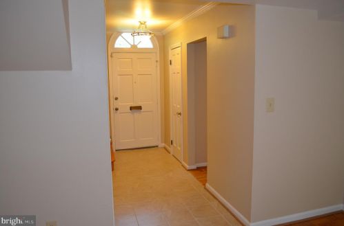 8902 16th St, Silver Spring MD 20910-2231 exterior