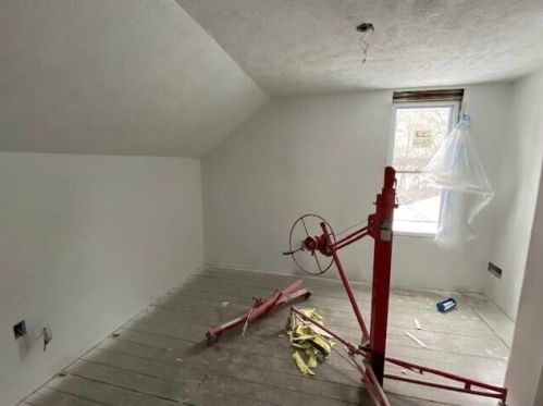 430 White Ave, Meskegon MI 49442-2016 exterior