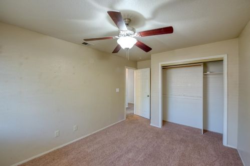 3927 Paula Ct, Turlock CA  95382-8507 exterior