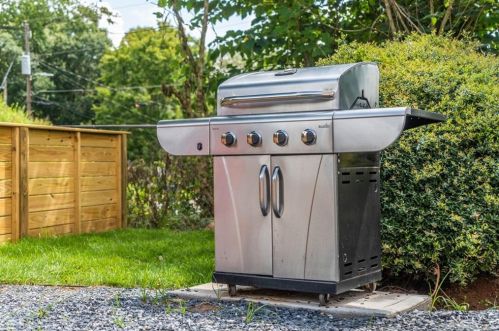 807 Grant Ter, Atlanta GA  30315-1322 exterior