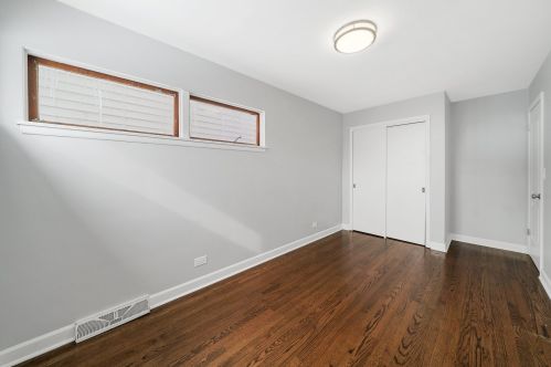 5023 30 Pl, Chicago IL 60804-3541 exterior