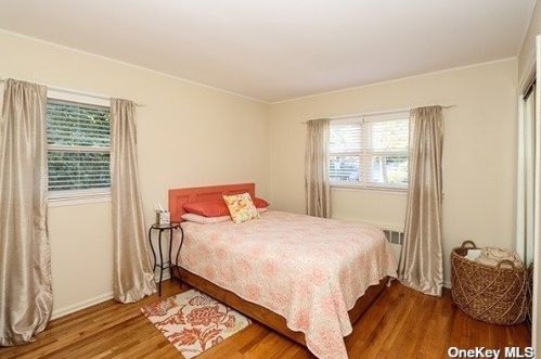 12 Evans Ct, Huntington Station NY exterior