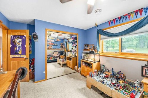 6087 Helm Rd, Duluth MN 55811-9666 exterior