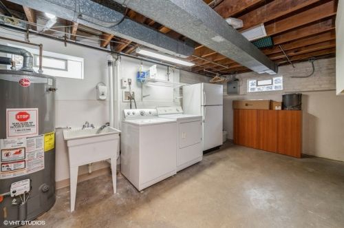 3944 Olcott Ave, Chicago IL 60634-2115 exterior