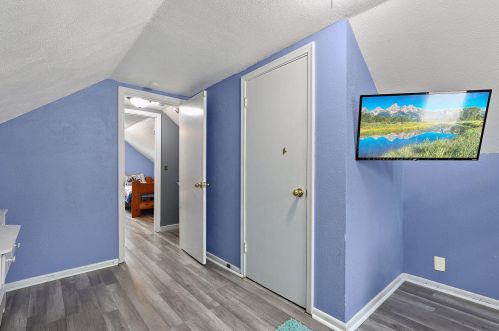 1349 6 St, Saint Paul MN 55106-4801 exterior