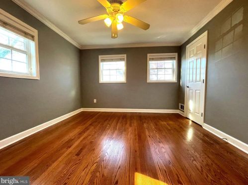 11929 Centerhill St, Silver Spring MD 20902-1155 exterior