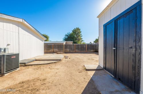 18042 3 St, Phoenix AZ 85004-2018 exterior