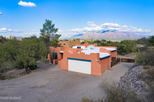 4630 Paseo De Los Cerritos, Tucson, AZ 85745-9285