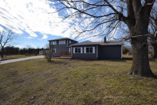 2889 Reed Rd, Springfield, MO 65742-8052