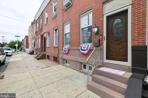 3136 Gaul St, Philadelphia PA 19125-2720 exterior