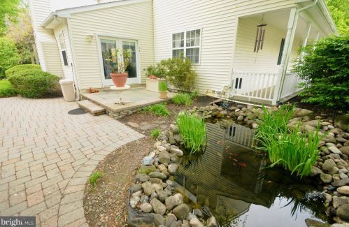 1302 Maple Ave, Roebling NJ 08554-1610 exterior