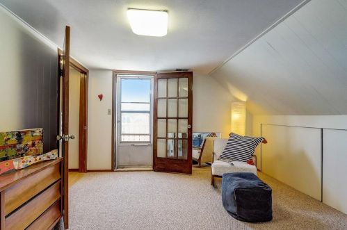 5006 Beloit Rd, Milwaukee WI 53214-5332 exterior