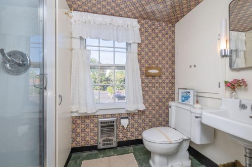 106 Rust Ave, Big Rapids MI 49307-1725 exterior