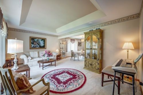 1017 Kerry Ln, Joliet, IL 60431-8647