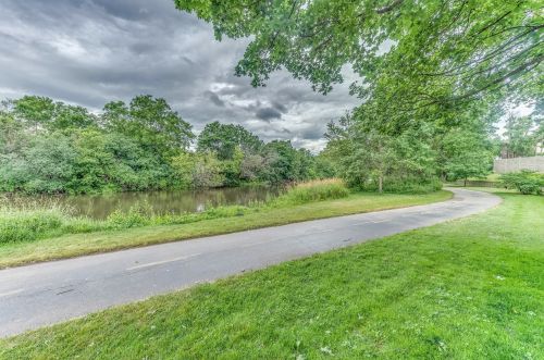 1673 Cove Ct, Naperville IL  60565-2476 exterior