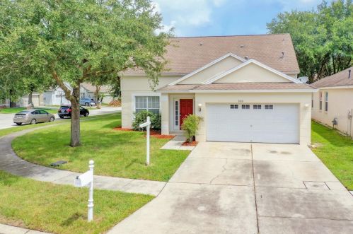 7919 Terrace Ridge Dr, Tampa, FL 33637-3001