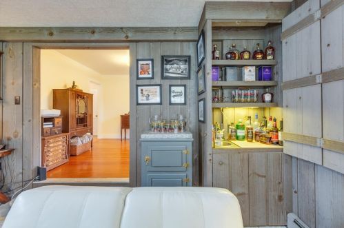 212 Hopkinton Rd, Concord NH 03301-7911 exterior