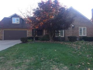 2190 Cave Hill Ln, Lexington, KY 40513-1055