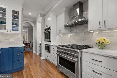 1544 Hampton Hill Cir, Mc Lean VA  22101-6021 exterior