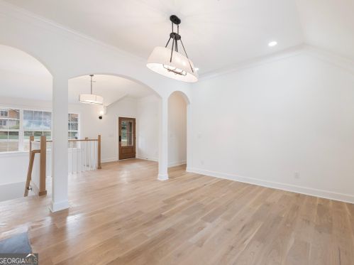 690 Amberidge Trl, Atlanta GA 30328-2812 exterior