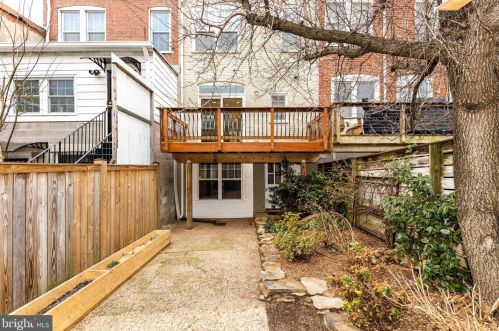 1448 D St, Washington DC  20002-5402 exterior