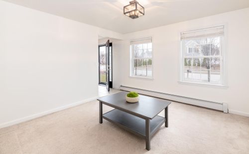 24 Amy Way, Concord NH  03303-1045 exterior