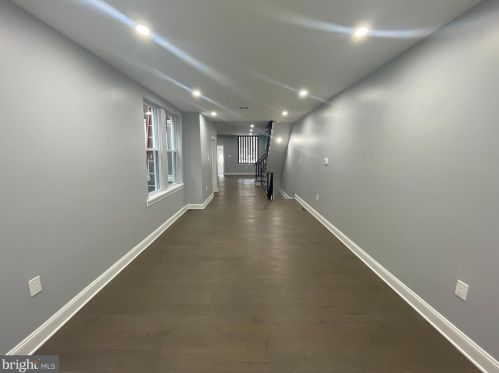 1617 Allengrove St, Philadelphia PA  19124-2729 exterior