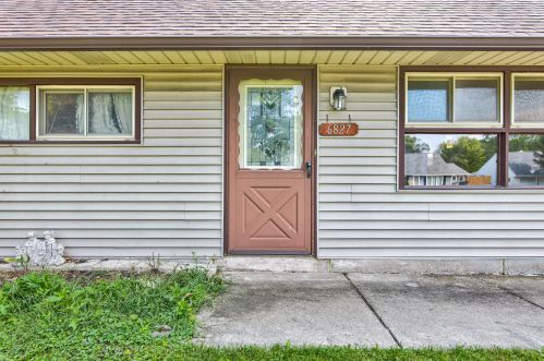 6827 Allerton Ave, Milwaukee, WI 53220-3457