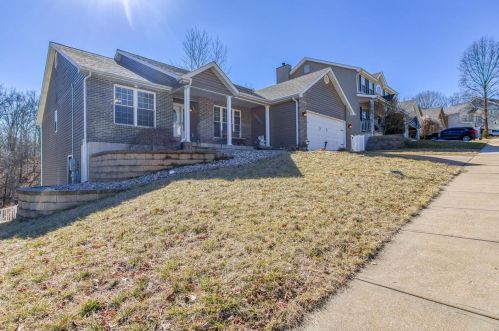 2880 Woodbridge Est Dr, Saint Louis MO 63129-5723 exterior