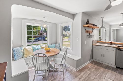 6073 36th St, Milwaukee WI  53221-4652 exterior