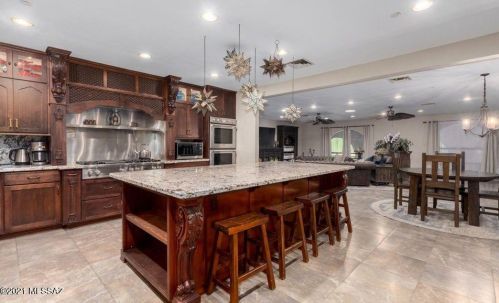 1660 King St, Tucson AZ 85749-8270 exterior