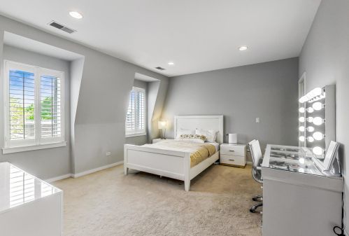 1709 George St, Chicago IL 60634-4701 exterior