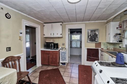 74 Riverside Ave, Torrington CT 06790-4842 exterior