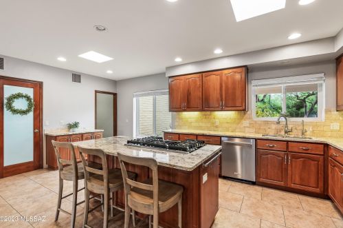 12520 Kit Carson Pl, Tucson AZ  85749-9368 exterior