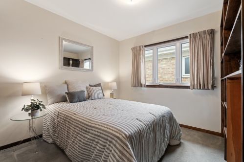 4731 Octavia Ave, Chicago IL 60706-4608 exterior